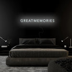"Great Memories" LED Neon Sign Schriftzug - NEONEVERGLOW