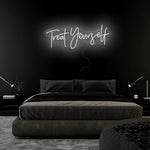 "Treat Yourself" LED Neon Sign Schriftzug - NEONEVERGLOW