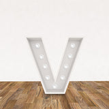 LED 3D Leuchtbuchstabe " V " - NEONEVERGLOW